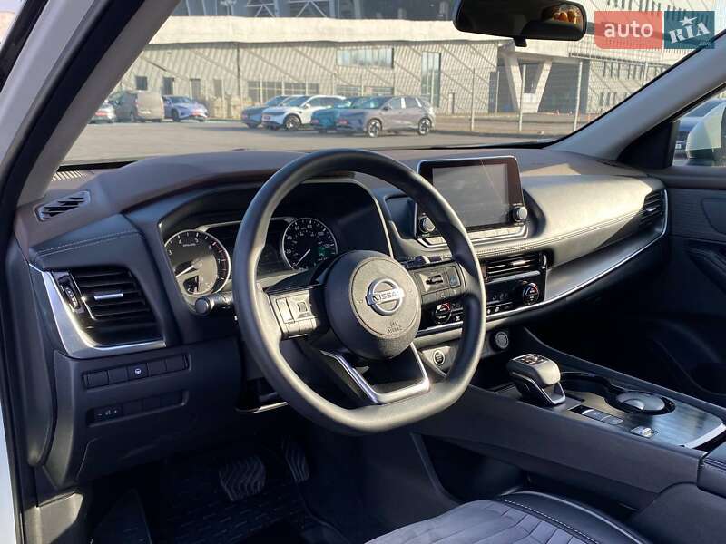 Внедорожник / Кроссовер Nissan Rogue 2021 в Львове