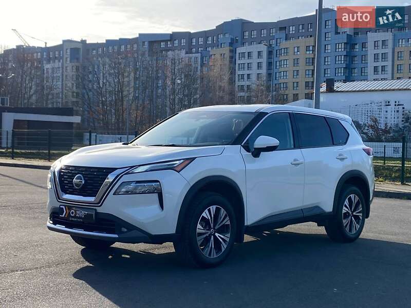 Внедорожник / Кроссовер Nissan Rogue 2021 в Львове