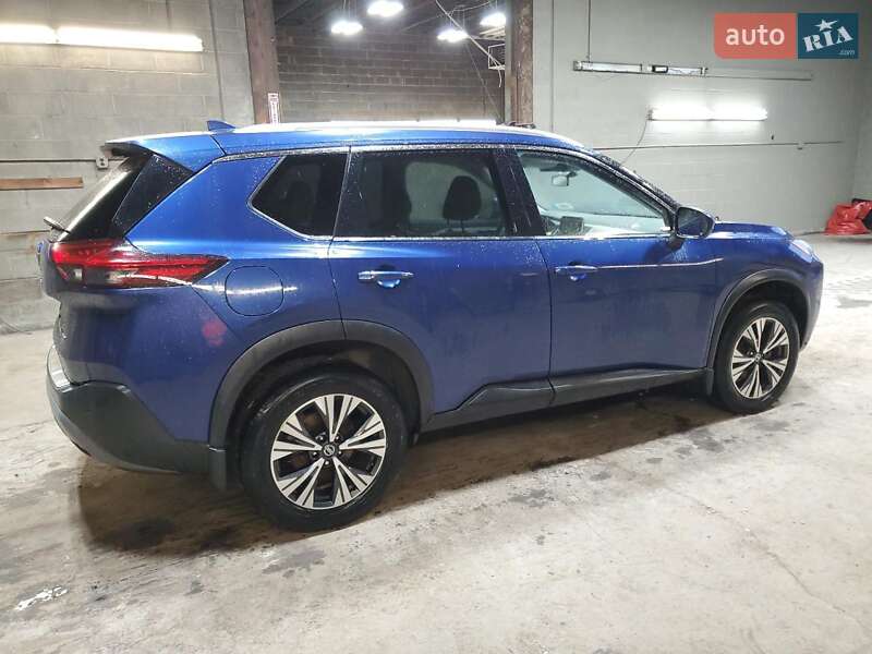 Внедорожник / Кроссовер Nissan Rogue 2021 в Киеве