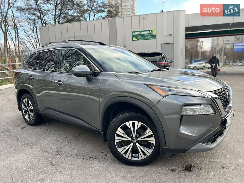 Внедорожник / Кроссовер Nissan Rogue 2021 в Харькове