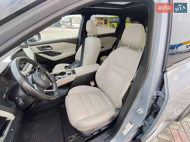 Внедорожник / Кроссовер Nissan Rogue 2023 в Житомире