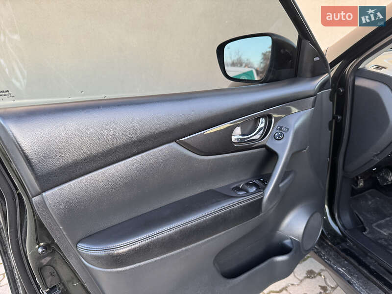 Внедорожник / Кроссовер Nissan Rogue 2017 в Дрогобыче фото 40 Внедорожник / Кроссовер Nissan Rogue 2017 в Дрогобыче