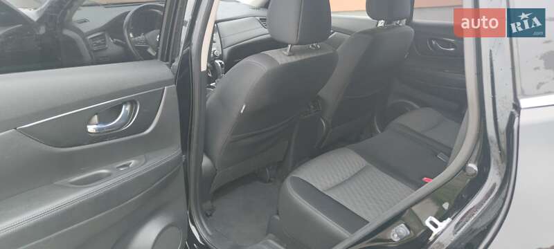 Внедорожник / Кроссовер Nissan Rogue 2016 в Ровно фото 14 Внедорожник / Кроссовер Nissan Rogue 2016 в Ровно