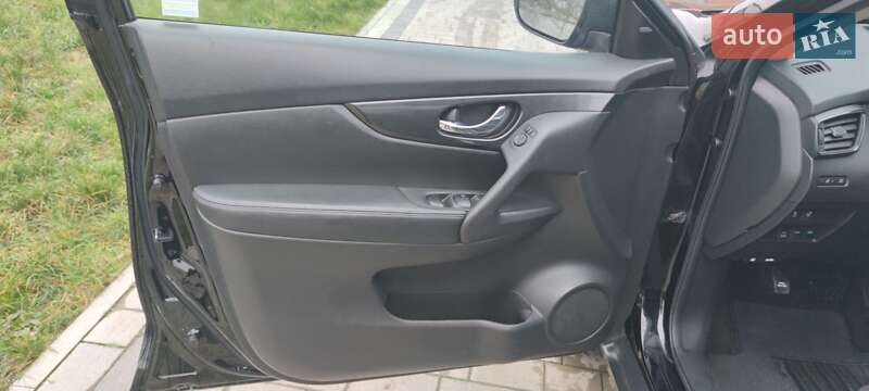 Внедорожник / Кроссовер Nissan Rogue 2016 в Ровно фото 13 Внедорожник / Кроссовер Nissan Rogue 2016 в Ровно