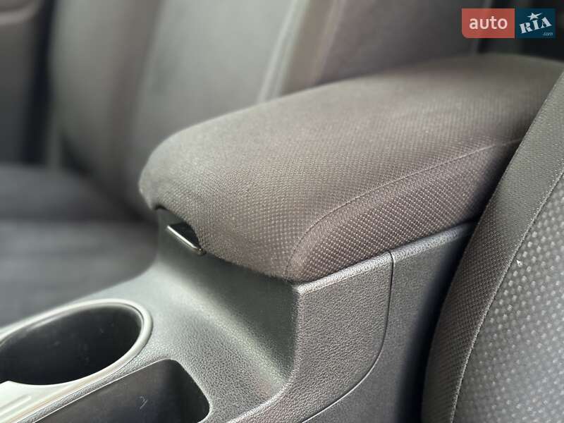 Внедорожник / Кроссовер Nissan Rogue 2015 в Сарнах фото 36 Внедорожник / Кроссовер Nissan Rogue 2015 в Сарнах