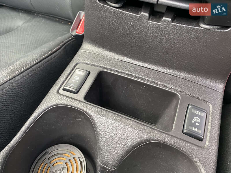 Внедорожник / Кроссовер Nissan Rogue 2015 в Полтаве фото 38 Внедорожник / Кроссовер Nissan Rogue 2015 в Полтаве