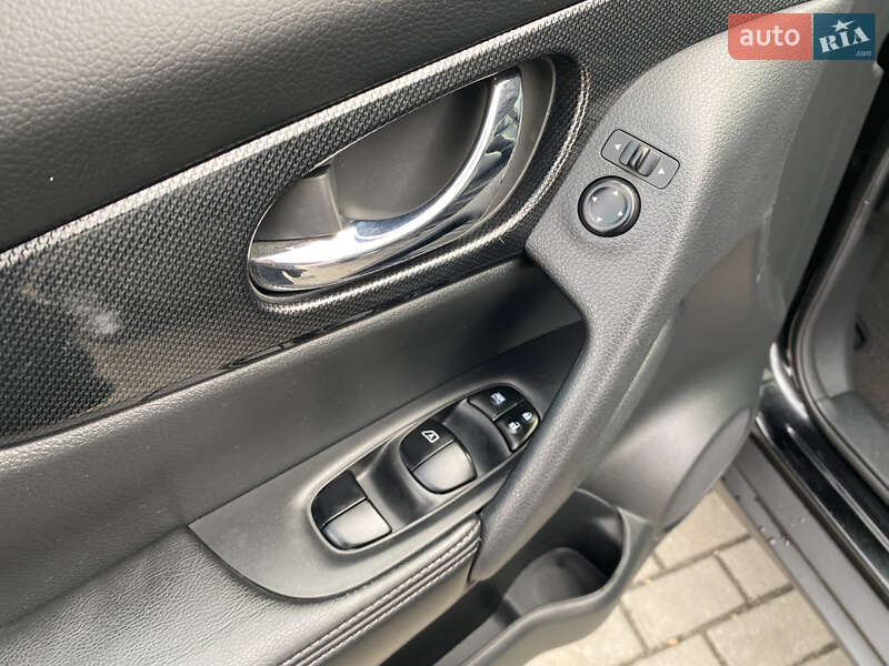 Внедорожник / Кроссовер Nissan Rogue 2015 в Полтаве фото 44 Внедорожник / Кроссовер Nissan Rogue 2015 в Полтаве