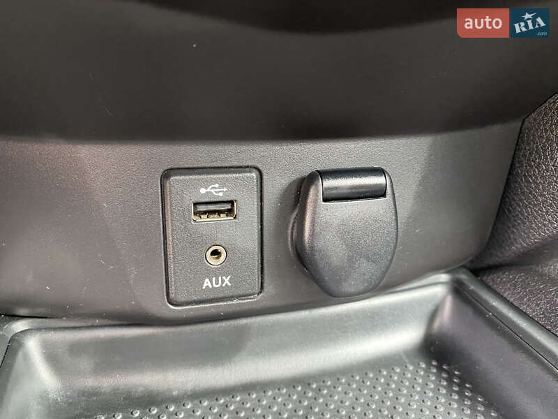 Внедорожник / Кроссовер Nissan Rogue 2015 в Полтаве фото 47 Внедорожник / Кроссовер Nissan Rogue 2015 в Полтаве