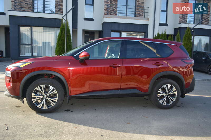 Внедорожник / Кроссовер Nissan Rogue 2021 в Киеве