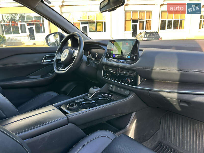 Внедорожник / Кроссовер Nissan Rogue 2021 в Одессе