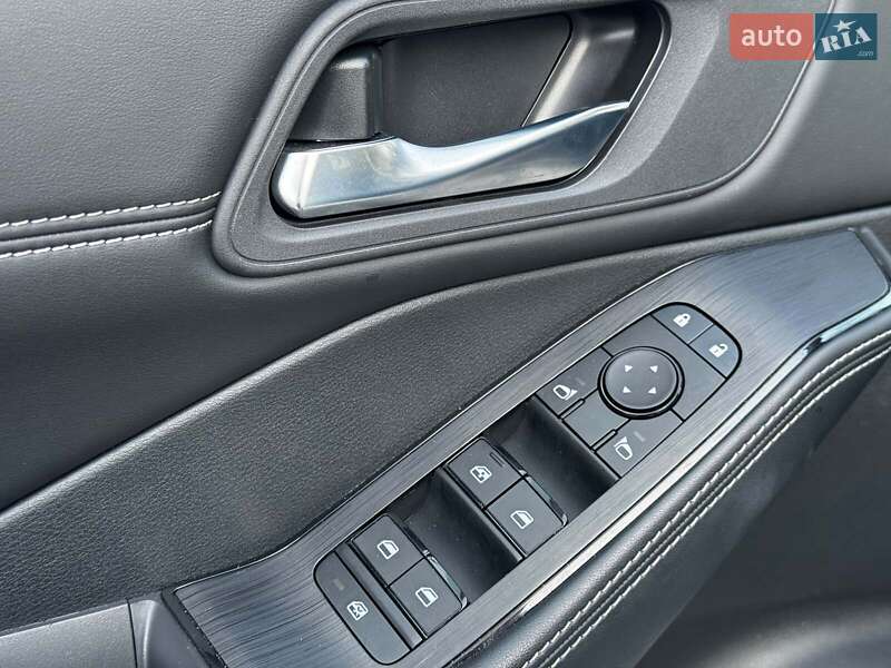 Внедорожник / Кроссовер Nissan Rogue 2023 в Киеве фото 32 Внедорожник / Кроссовер Nissan Rogue 2023 в Киеве