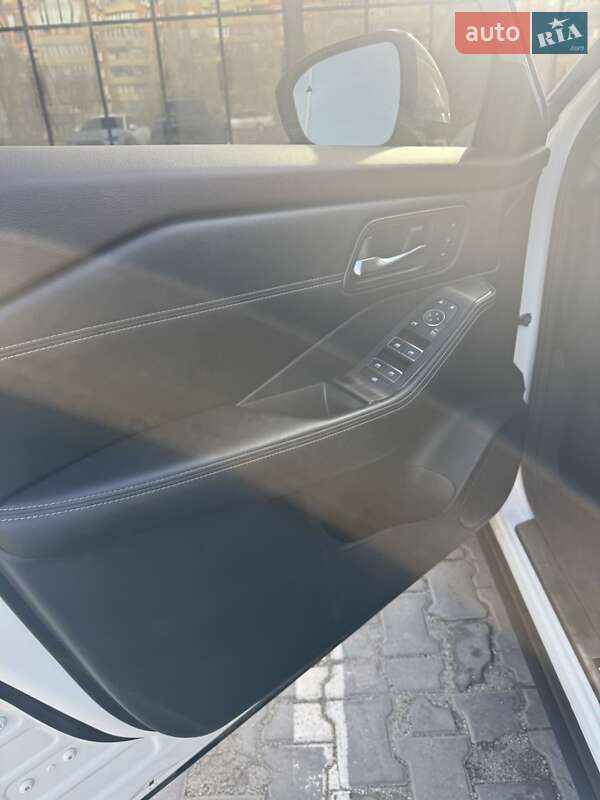 Позашляховик / Кросовер Nissan Rogue 2022 в Кривому Розі фото 26 Позашляховик / Кросовер Nissan Rogue 2022 в Кривому Розі