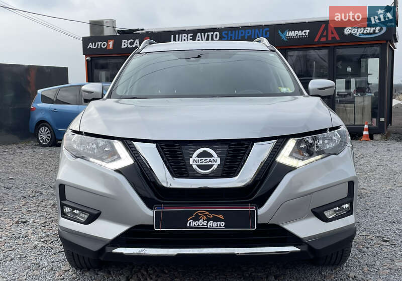 Позашляховик / Кросовер Nissan Rogue 2017 в Львові