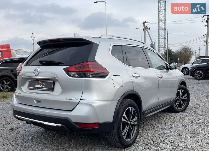 Позашляховик / Кросовер Nissan Rogue 2017 в Львові