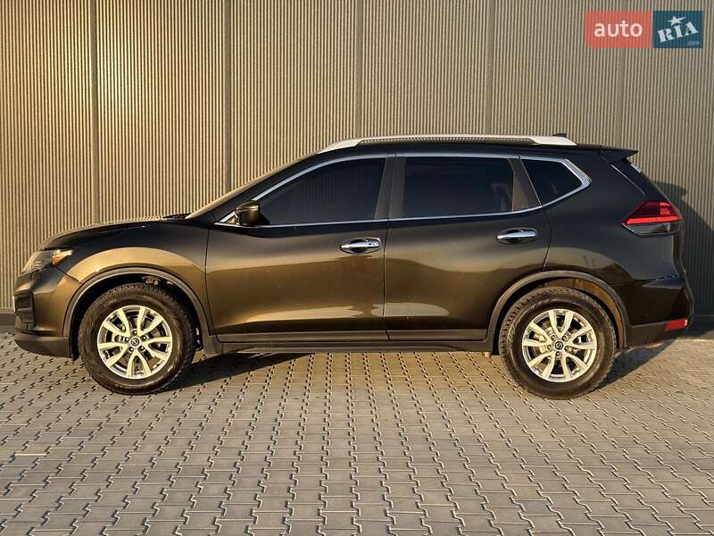 Внедорожник / Кроссовер Nissan Rogue 2017 в Львове фото 4 Внедорожник / Кроссовер Nissan Rogue 2017 в Львове