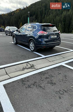 Позашляховик / Кросовер Nissan Rogue 2016 в Золочеві