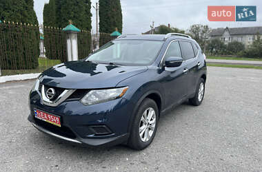 Внедорожник / Кроссовер Nissan Rogue 2015 в Дубно
