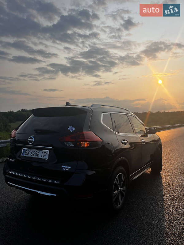 Внедорожник / Кроссовер Nissan Rogue 2018 в Ровно фото 3 Внедорожник / Кроссовер Nissan Rogue 2018 в Ровно