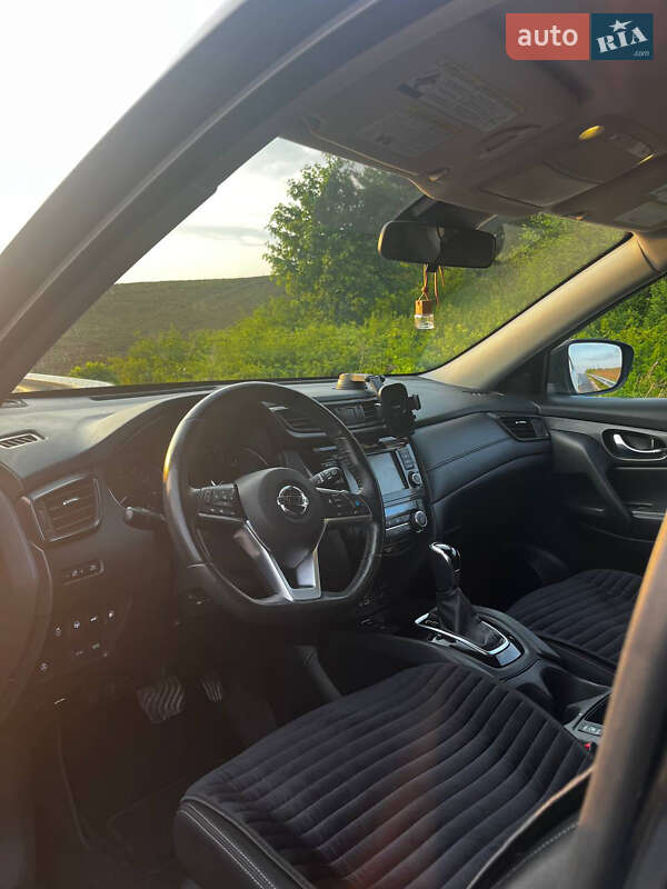 Внедорожник / Кроссовер Nissan Rogue 2018 в Ровно фото 7 Внедорожник / Кроссовер Nissan Rogue 2018 в Ровно