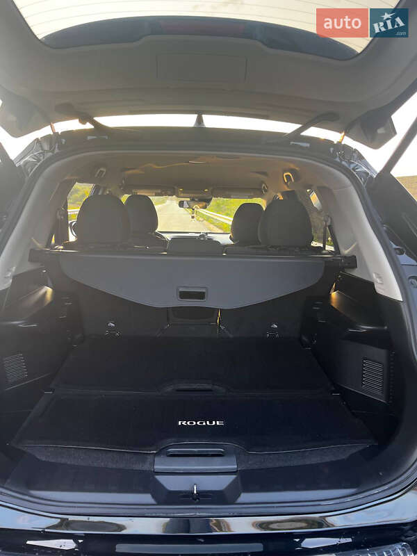 Внедорожник / Кроссовер Nissan Rogue 2018 в Ровно фото 12 Внедорожник / Кроссовер Nissan Rogue 2018 в Ровно