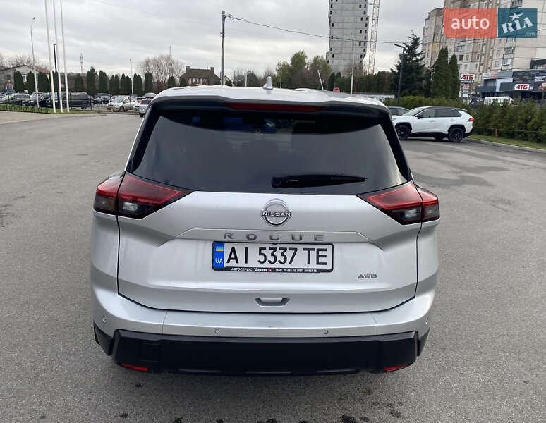 Внедорожник / Кроссовер Nissan Rogue 2024 в Броварах