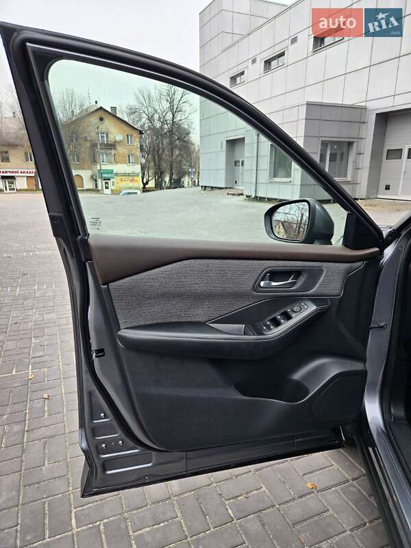 Внедорожник / Кроссовер Nissan Rogue 2022 в Каменском