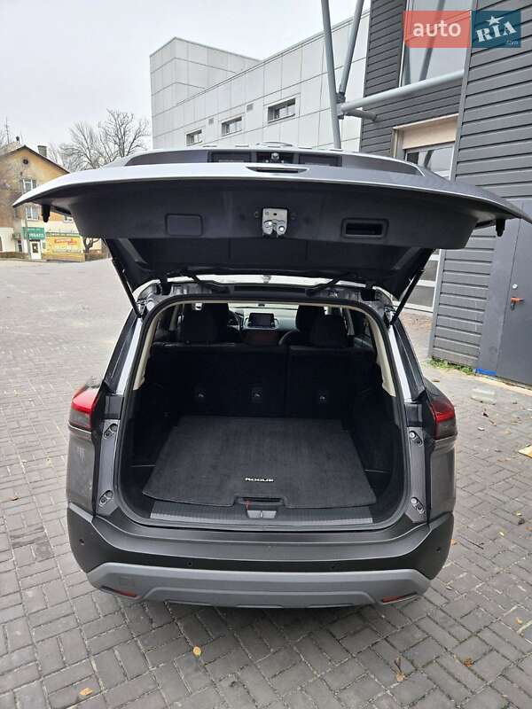 Внедорожник / Кроссовер Nissan Rogue 2022 в Каменском