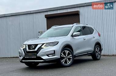 Позашляховик / Кросовер Nissan Rogue 2017 в Києві