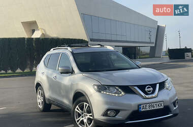 Внедорожник / Кроссовер Nissan Rogue 2015 в Днепре
