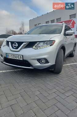 Внедорожник / Кроссовер Nissan Rogue 2015 в Кременчуге