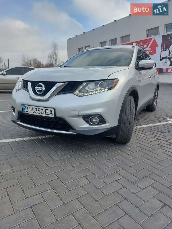 Внедорожник / Кроссовер Nissan Rogue 2015 в Кременчуге