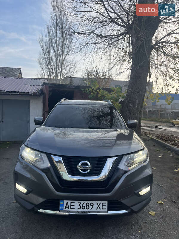 Внедорожник / Кроссовер Nissan Rogue 2017 в Днепре фото 13 Внедорожник / Кроссовер Nissan Rogue 2017 в Днепре
