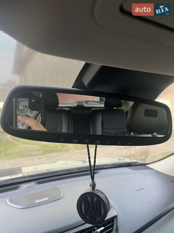 Внедорожник / Кроссовер Nissan Rogue 2017 в Днепре фото 14 Внедорожник / Кроссовер Nissan Rogue 2017 в Днепре