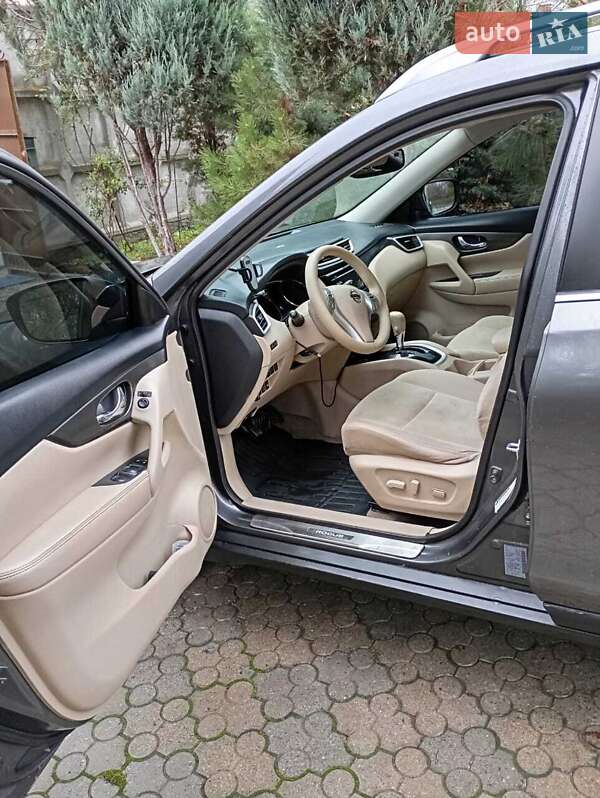 Внедорожник / Кроссовер Nissan Rogue 2014 в Днепре