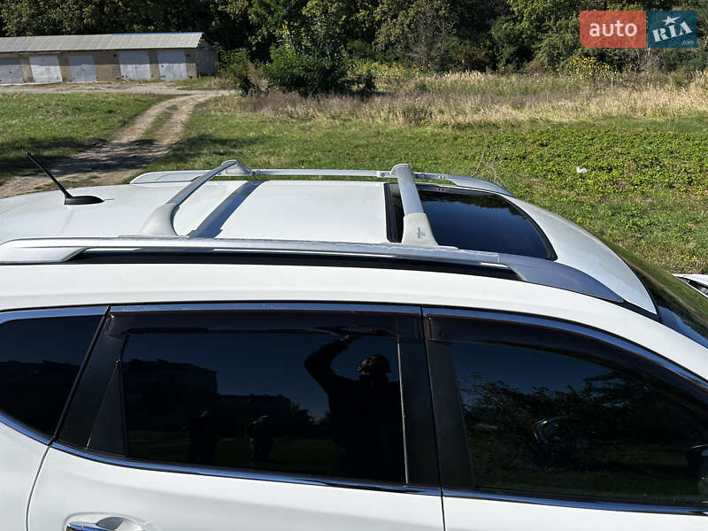 Внедорожник / Кроссовер Nissan Rogue 2016 в Новоднестровске