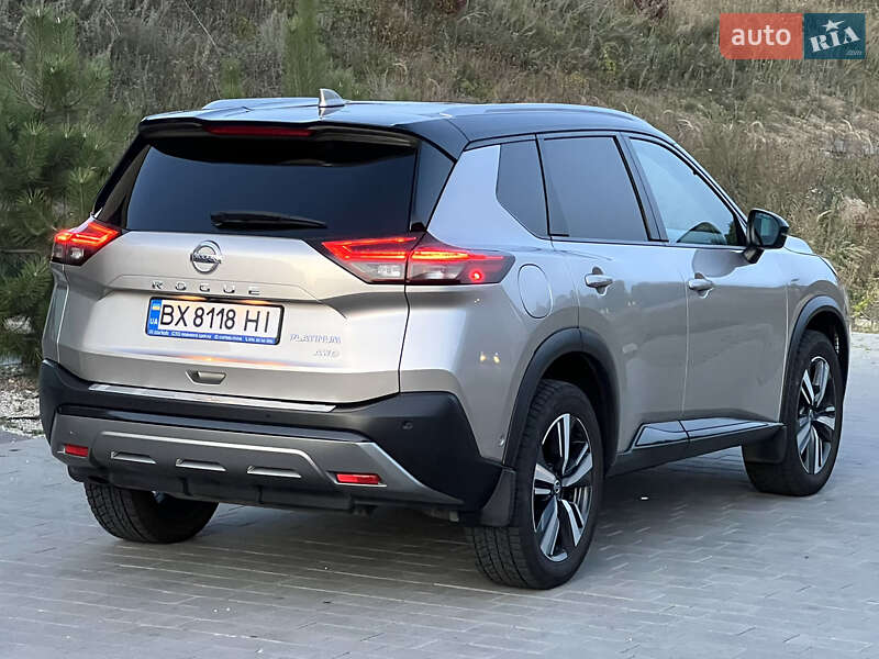 Внедорожник / Кроссовер Nissan Rogue 2021 в Хмельницком