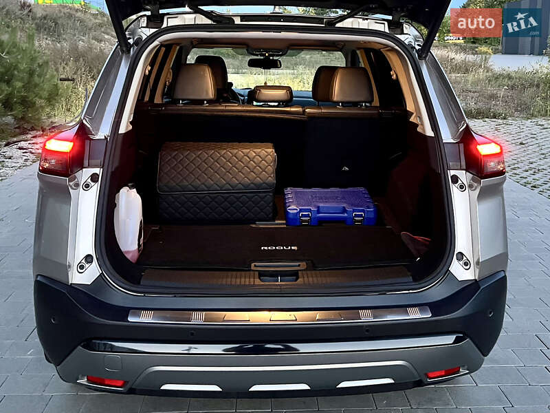 Внедорожник / Кроссовер Nissan Rogue 2021 в Хмельницком