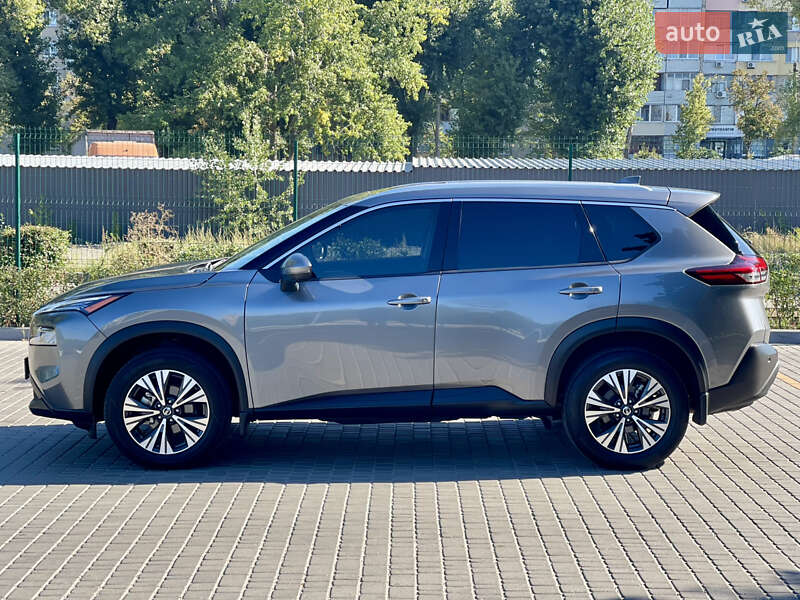 Внедорожник / Кроссовер Nissan Rogue 2020 в Каменском