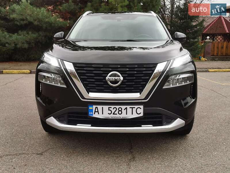 Внедорожник / Кроссовер Nissan Rogue 2021 в Киеве