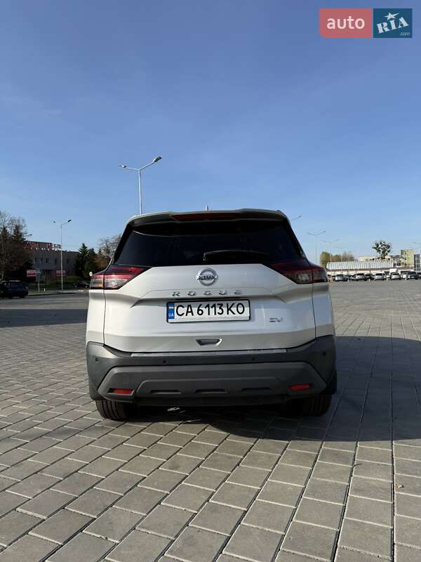 Внедорожник / Кроссовер Nissan Rogue 2020 в Черкассах