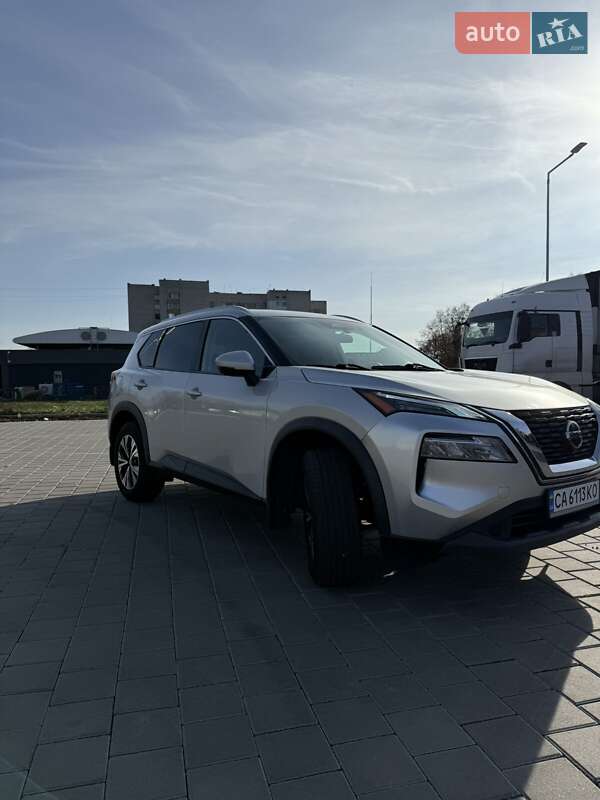 Внедорожник / Кроссовер Nissan Rogue 2020 в Черкассах