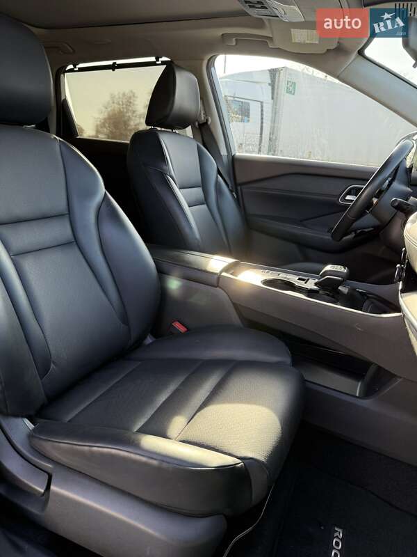 Внедорожник / Кроссовер Nissan Rogue 2020 в Черкассах