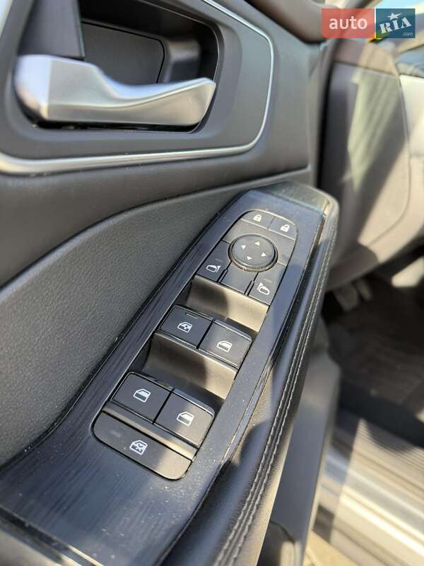 Внедорожник / Кроссовер Nissan Rogue 2020 в Черкассах