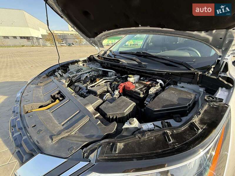 Внедорожник / Кроссовер Nissan Rogue 2020 в Черкассах