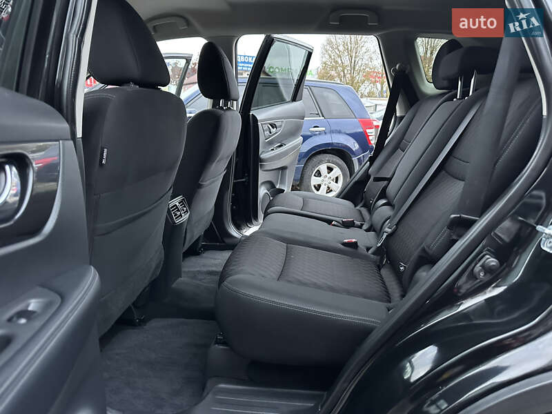 Внедорожник / Кроссовер Nissan Rogue 2020 в Днепре