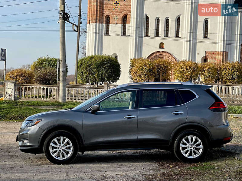 Внедорожник / Кроссовер Nissan Rogue 2017 в Белой Церкви