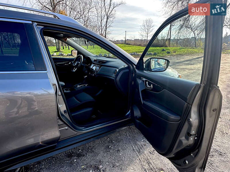 Внедорожник / Кроссовер Nissan Rogue 2017 в Белой Церкви