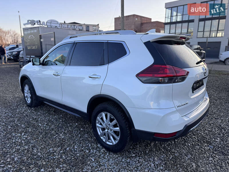 Внедорожник / Кроссовер Nissan Rogue 2017 в Ивано-Франковске