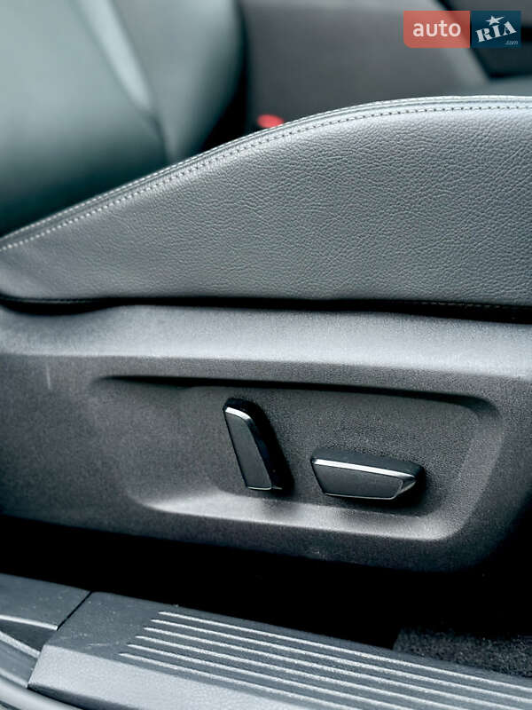 Внедорожник / Кроссовер Nissan Rogue 2021 в Киеве