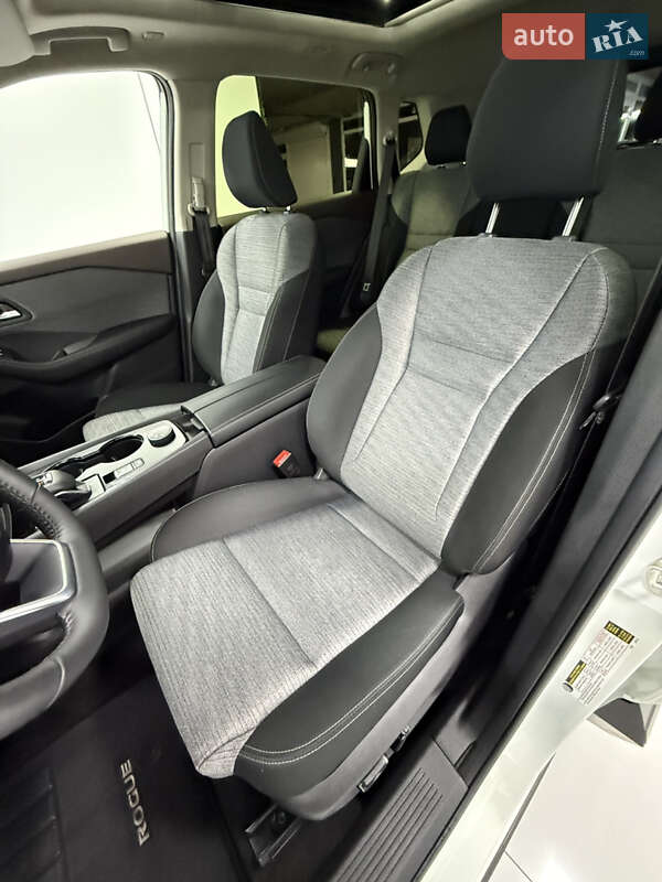 Внедорожник / Кроссовер Nissan Rogue 2023 в Одессе